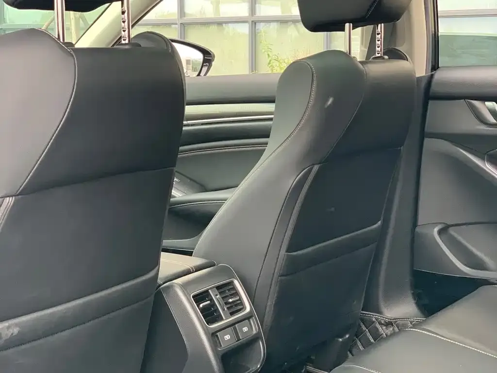 Honda Accord — фото 5