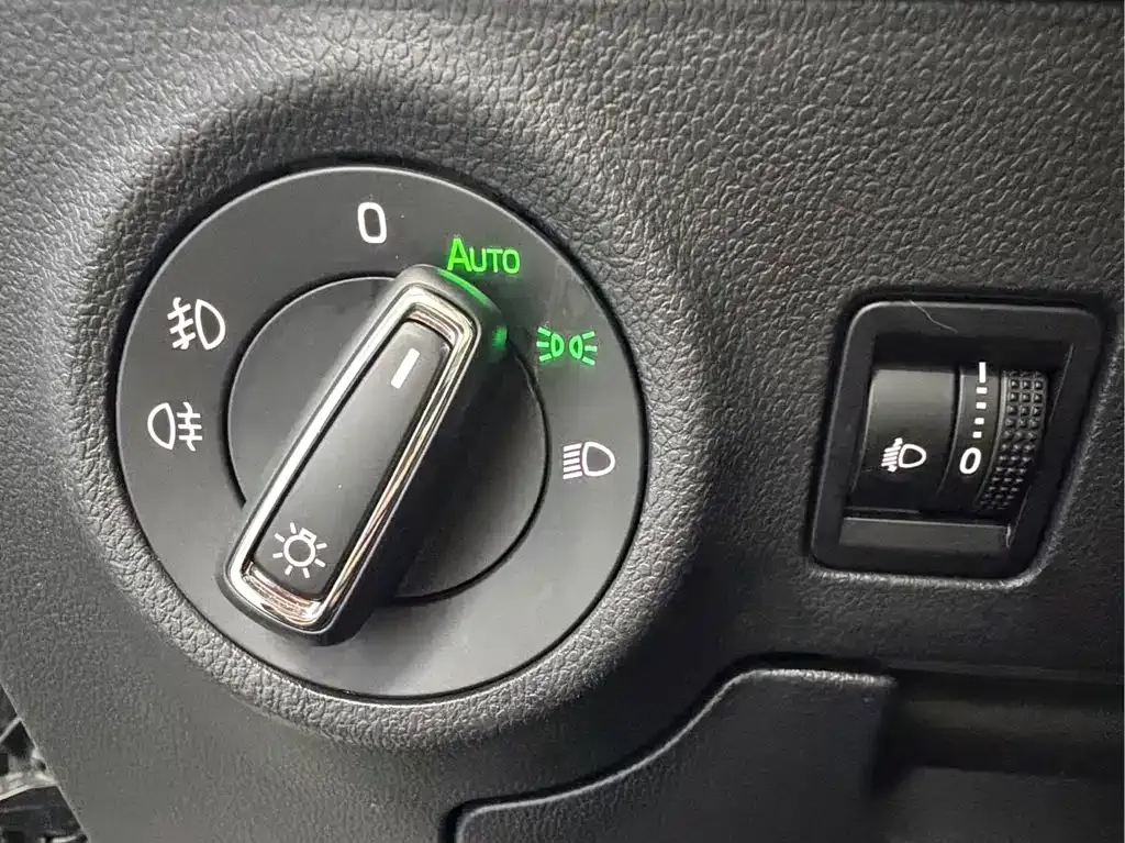Skoda Karoq 2022 из CN, фото 10