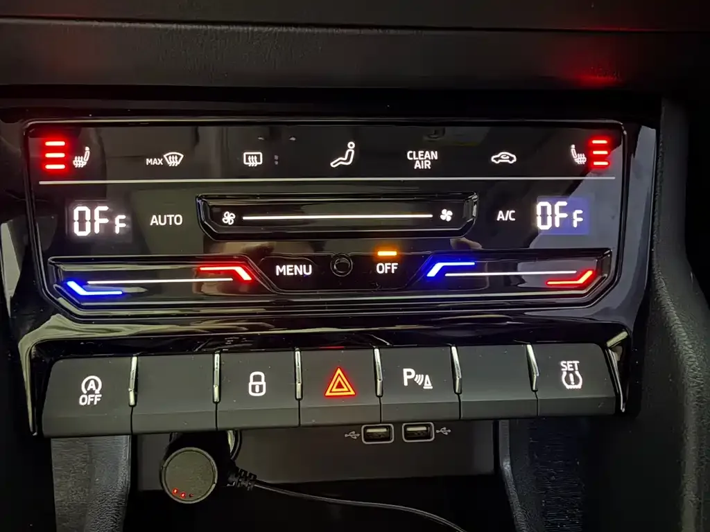 Skoda Karoq 2022 из CN, фото 3