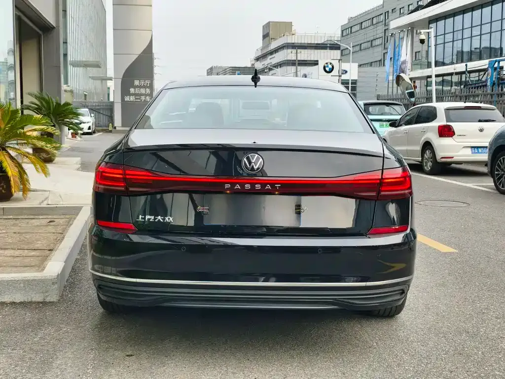 Volkswagen Passat 2025 из CN, фото 4