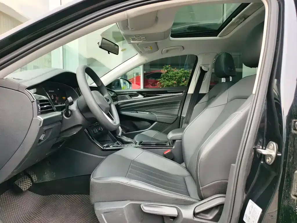 Volkswagen Passat 2025 из CN, фото 8