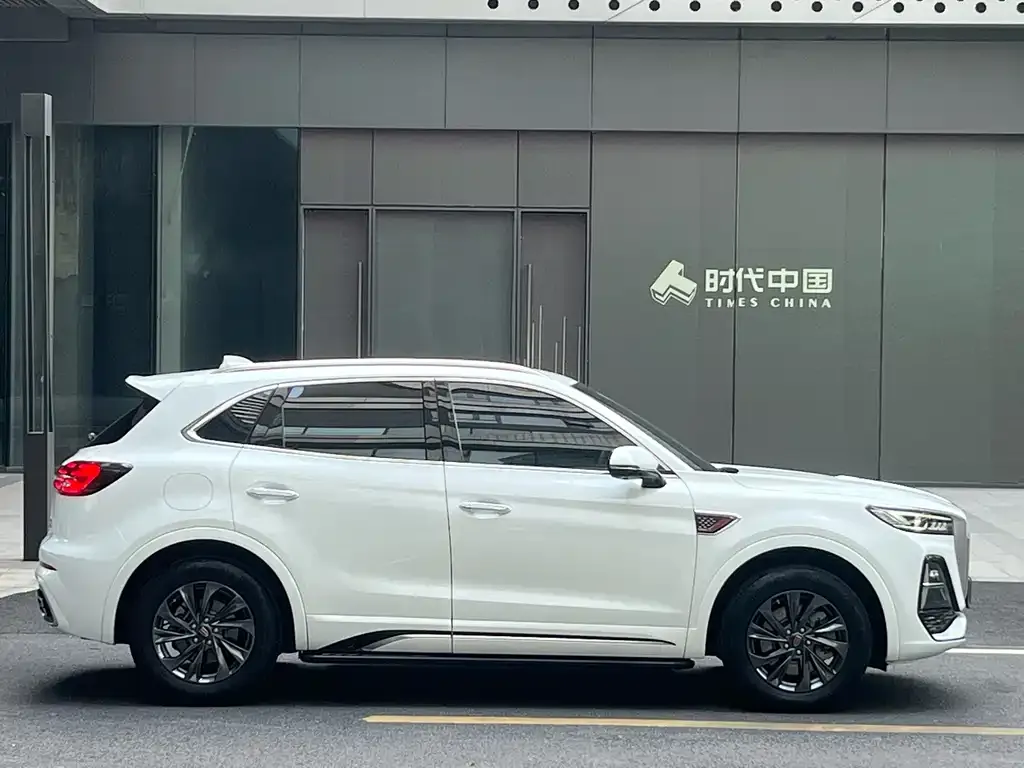 Hongqi HS5 — фото 10