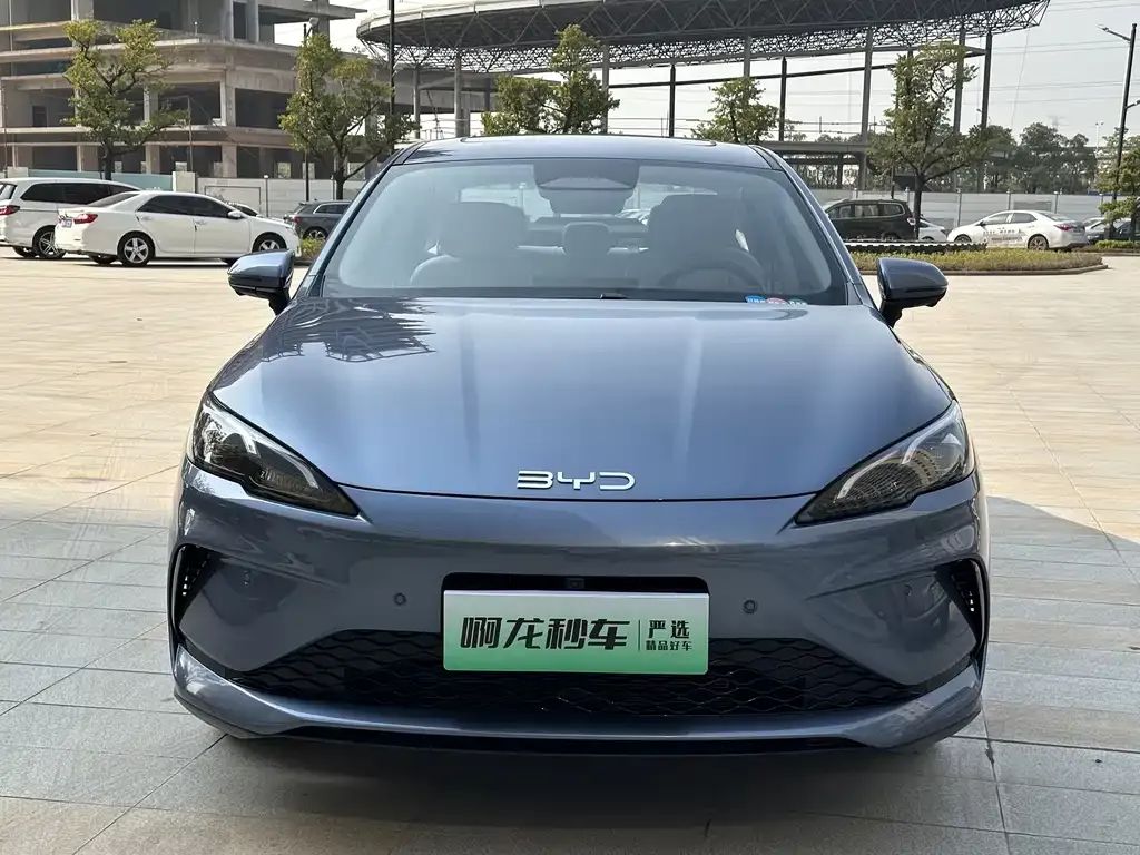BYD Seal 05 DM-i — фото 9