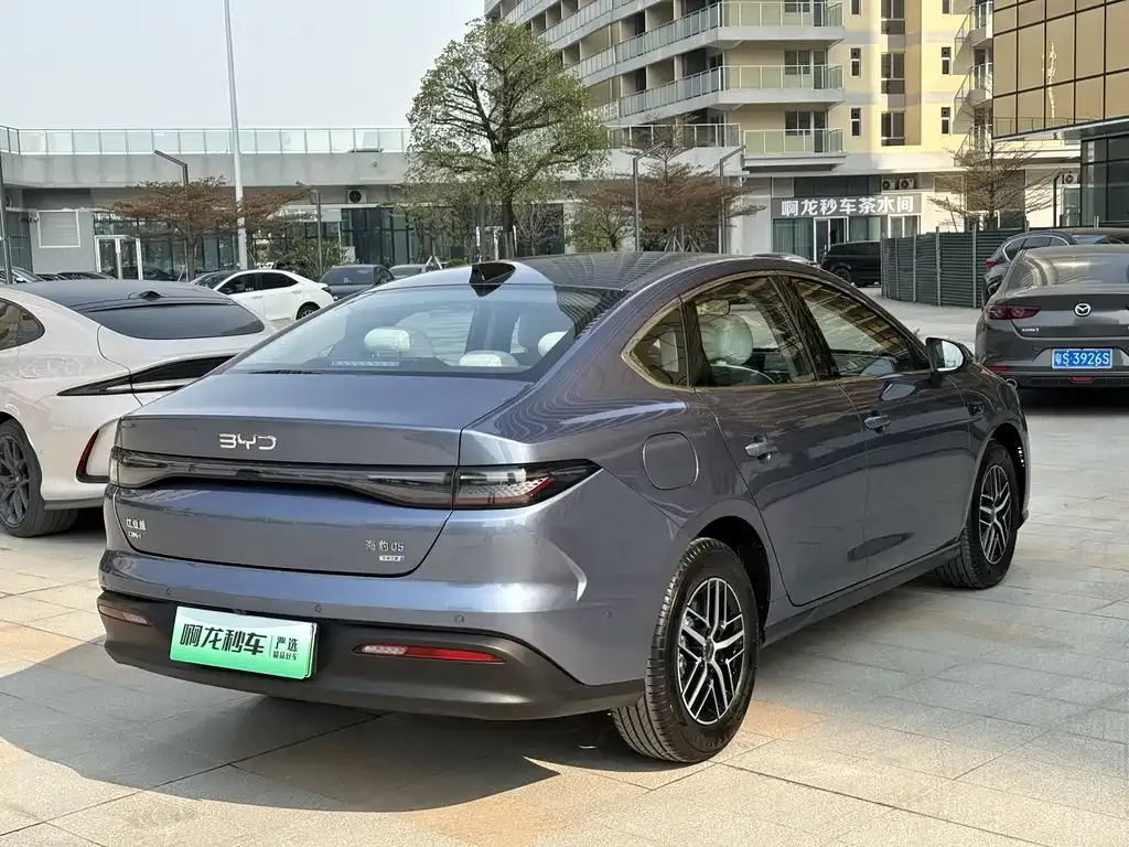 BYD Seal 05 DM-i — фото 7