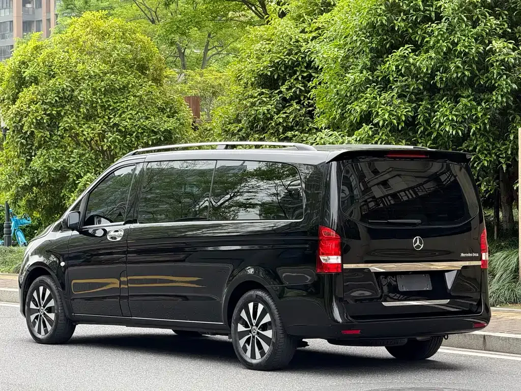 Mercedes-Benz Vito — фото 10