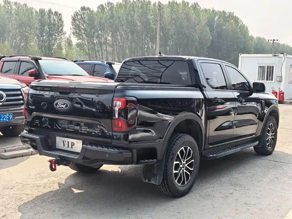 Ford Ranger — фото 10