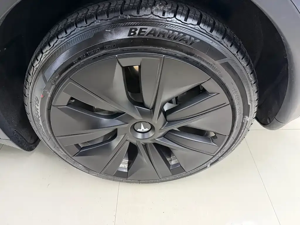 Tesla Model Y 2023 из CN, фото 9