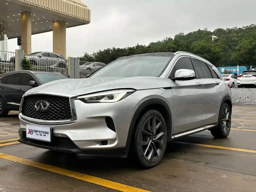 Infiniti QX50