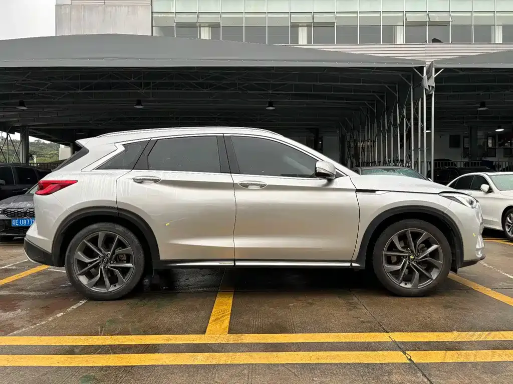 Infiniti QX50 2022 из CN, фото 5