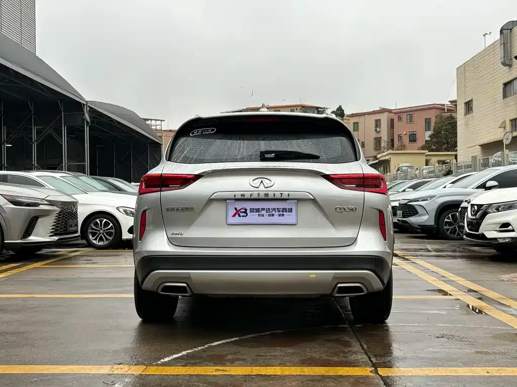 Infiniti QX50 2022 из CN, фото 8