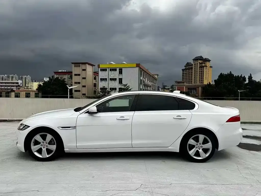 Jaguar XFL 2021 из CN, фото 8