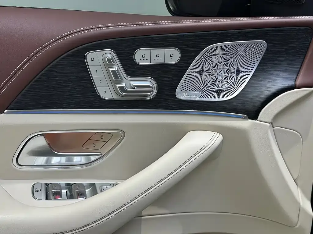 Mercedes-Benz GLS — фото 2