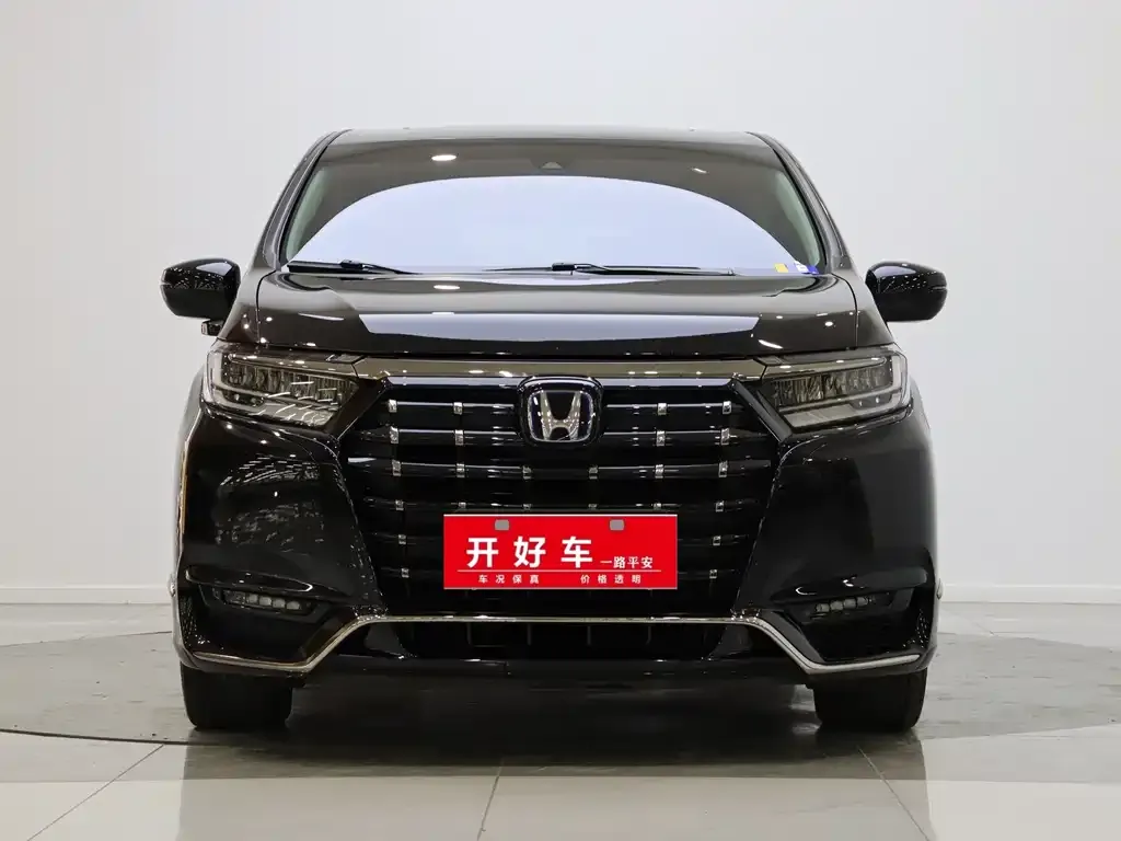 Honda Elysion 2023 из CN, фото 3