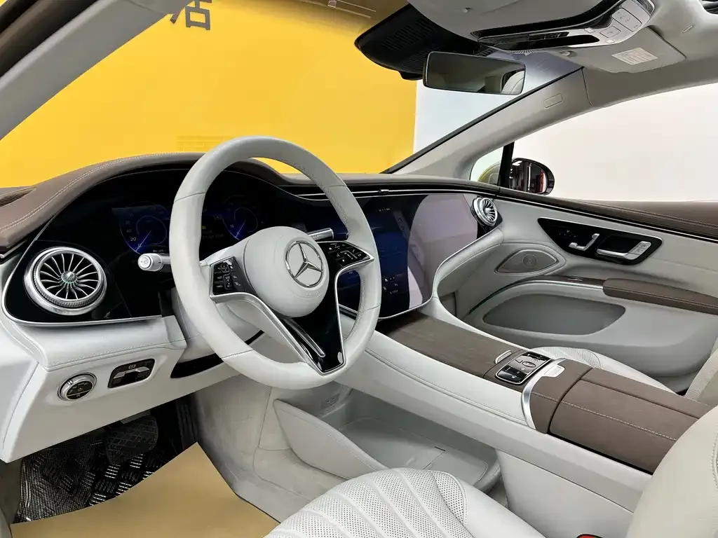 Mercedes-Benz EQS — фото 5