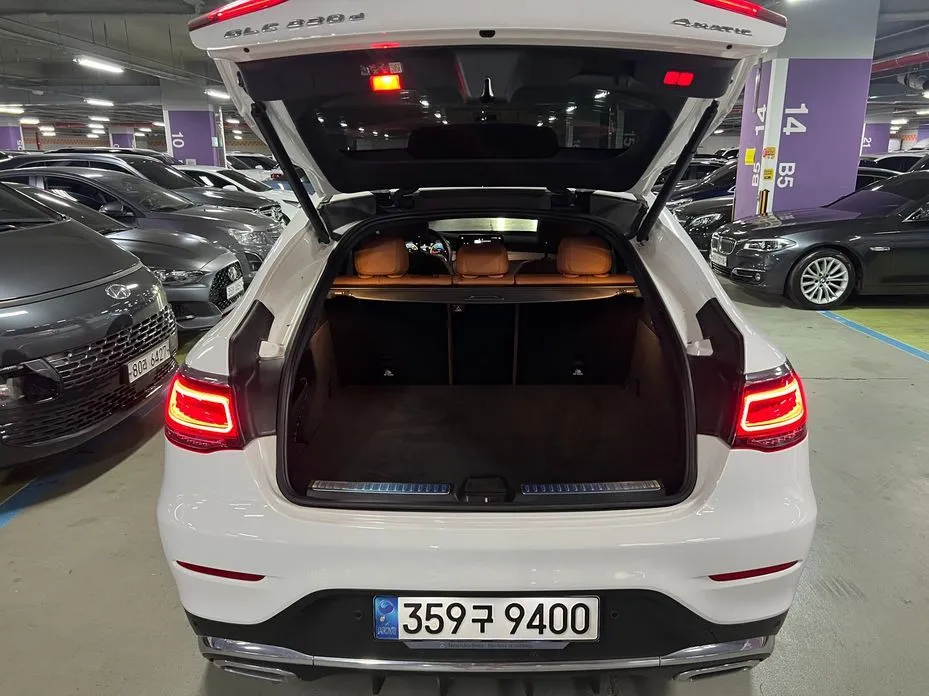 Mercedes-Benz GLC-Class 2023 из KR, фото 2