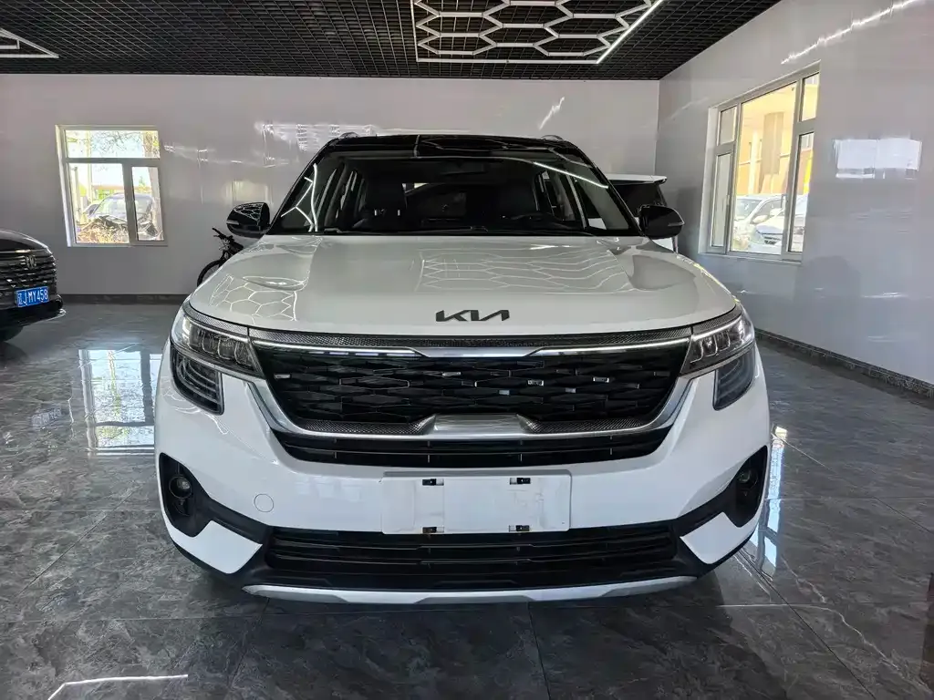 Kia KX3 — фото 1
