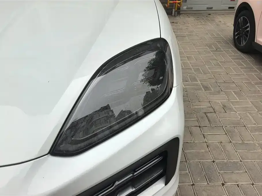 Porsche Cayenne 2026 из CN, фото 2