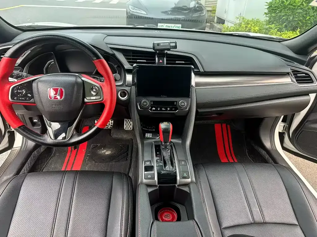 Honda Civic 2021 из CN, фото 8