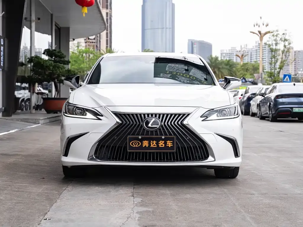 Lexus ES 2021 из CN, фото 6