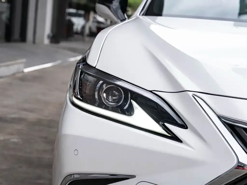 Lexus ES 2021 из CN, фото 10