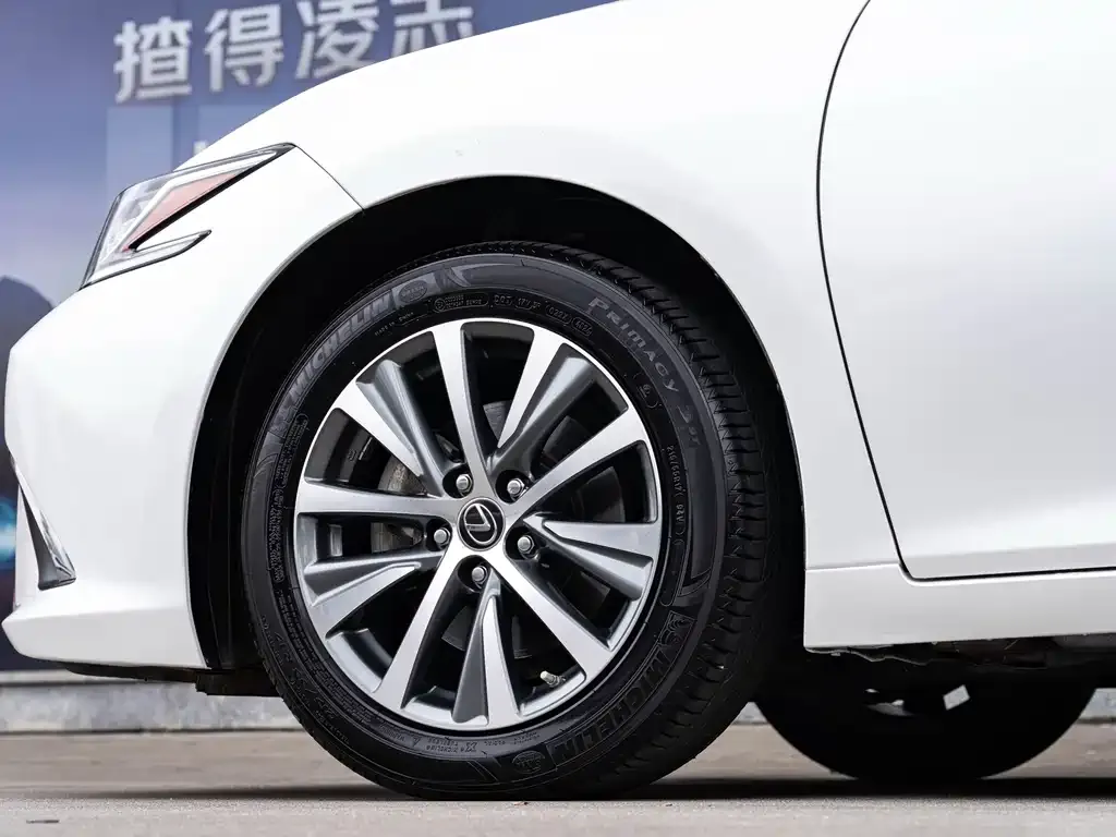 Lexus ES 2021 из CN, фото 9