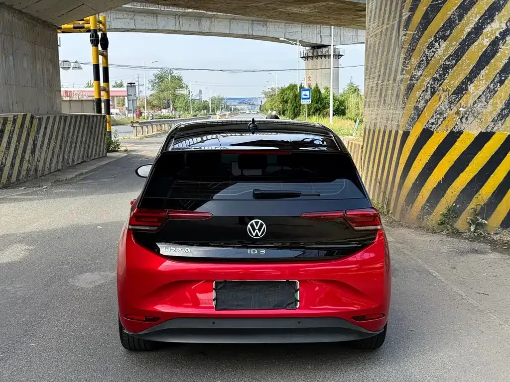 Volkswagen ID.3 — фото 2
