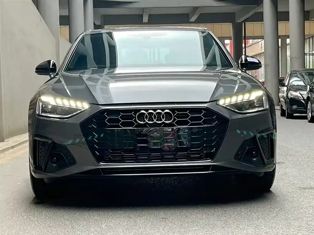 Audi A4L 2024 из CN, фото 5