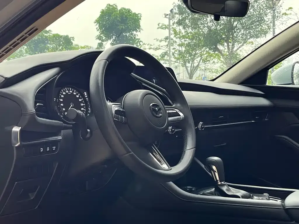 Mazda 3 Axela 2022 из CN, фото 8