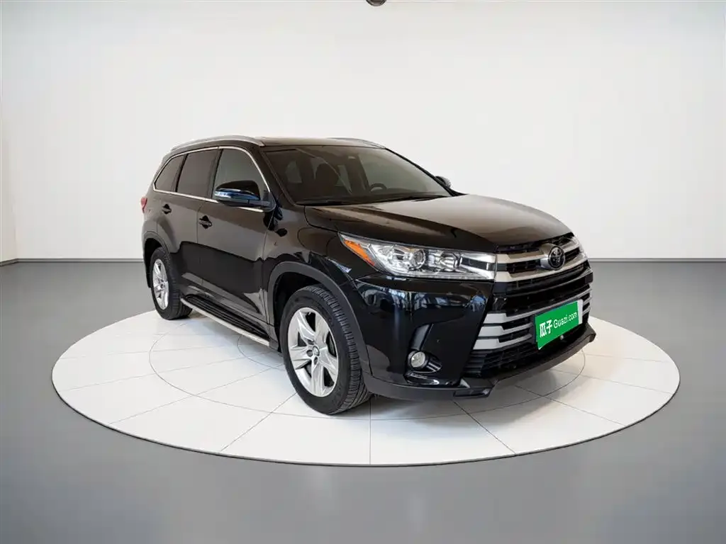 Toyota Highlander — фото 5