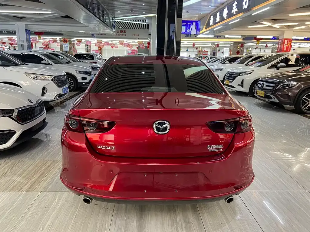 Mazda 3 Axela — фото 3
