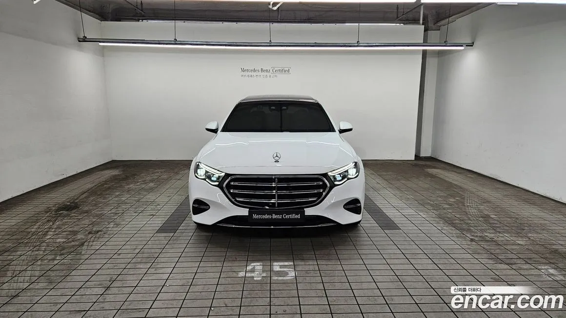 Mercedes-Benz E-Class 2024 из KR, фото 4