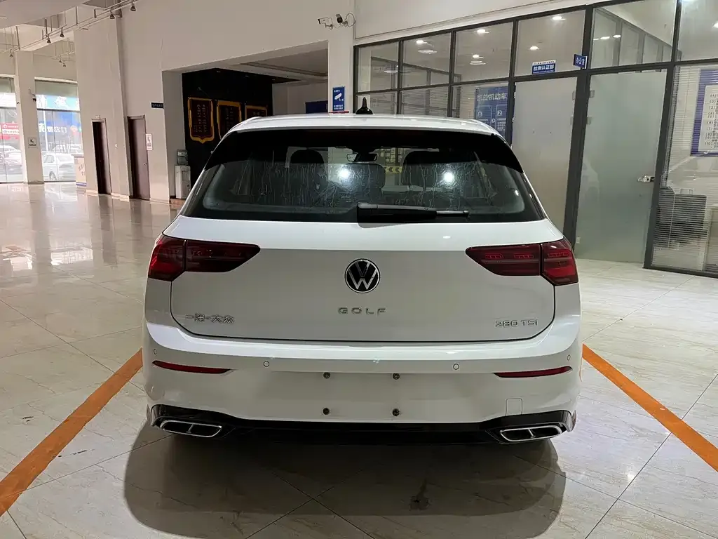 Volkswagen Golf 2022 из CN, фото 4
