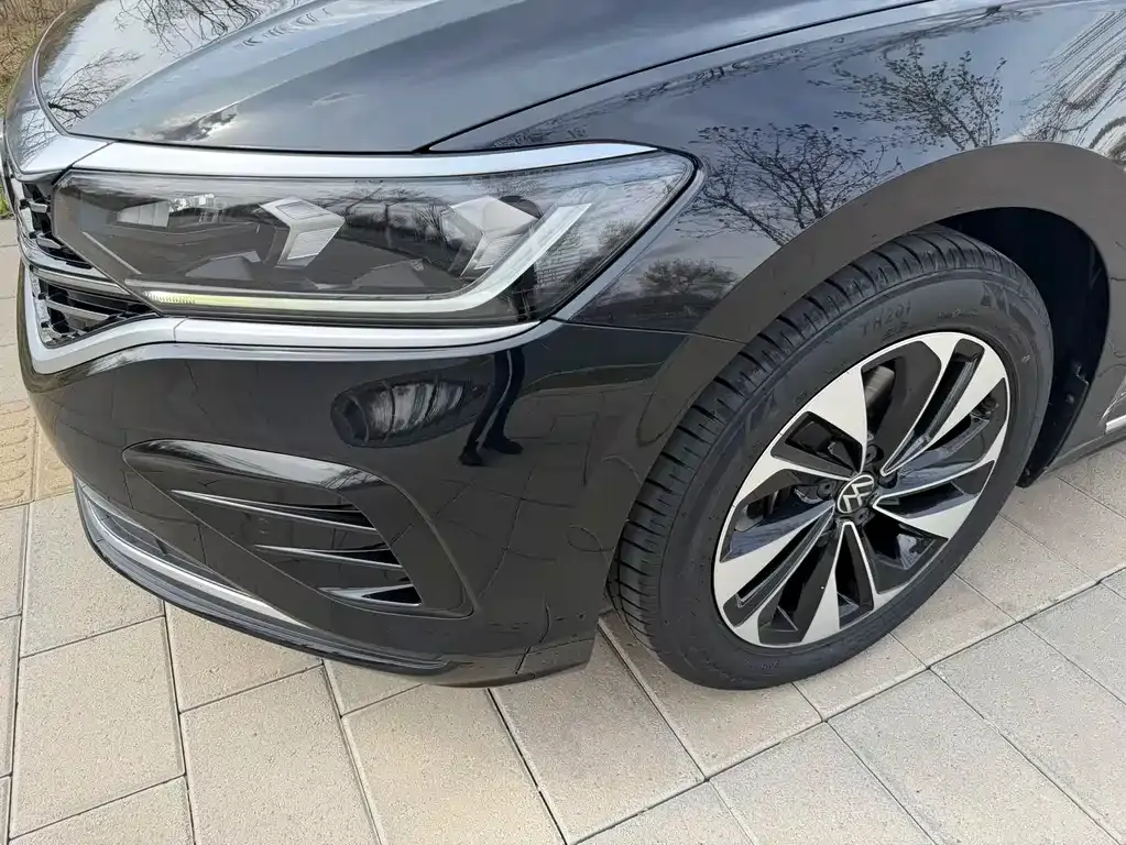 Volkswagen Passat 2022 из CN, фото 9