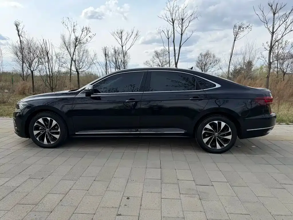 Volkswagen Passat 2022 из CN, фото 5