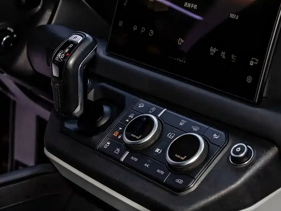 Land Rover Defender 2023 из CN, фото 4