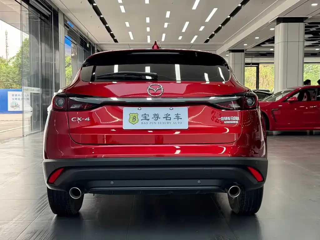 Mazda CX-4 2023 из CN, фото 2