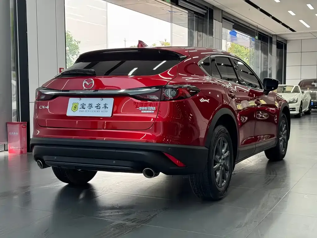 Mazda CX-4 2023 из CN, фото 10