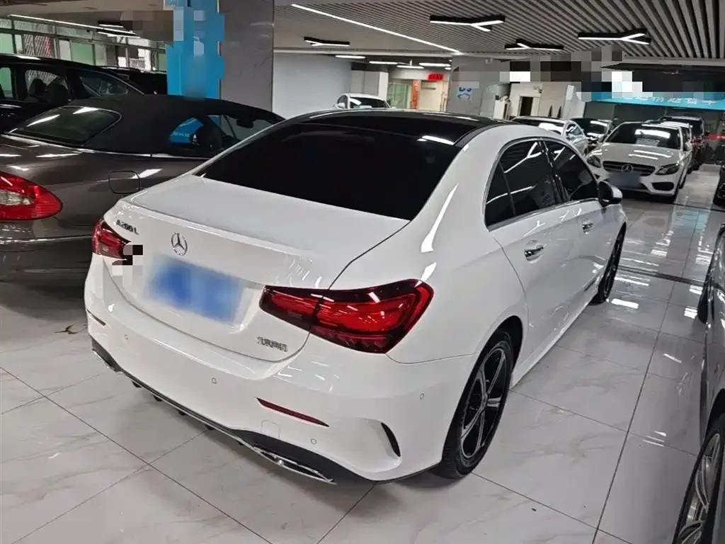 Mercedes-Benz A-Class — фото 9