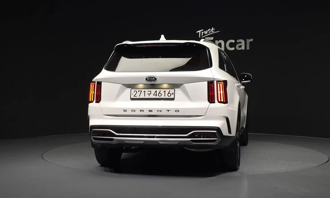 Kia Sorento — фото 4