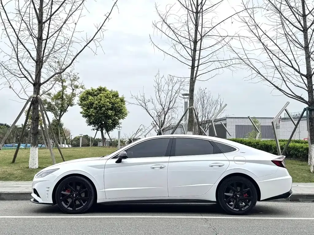 Hyundai Sonata — фото 6
