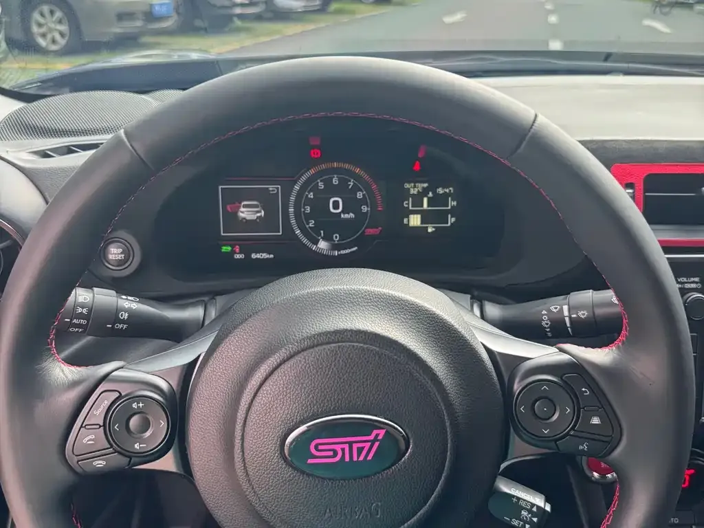 Subaru BRZ 2025 из CN, фото 4