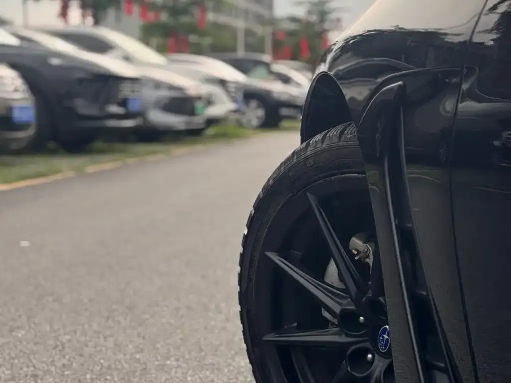 Subaru BRZ 2025 из CN, фото 3