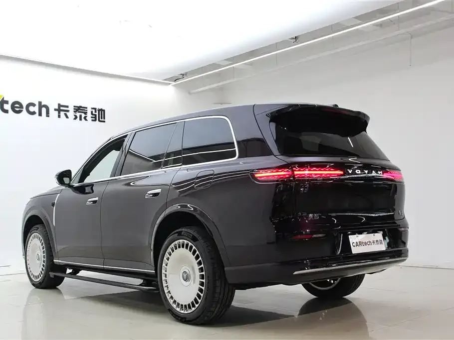 VOYAH Lantu Taishan 2025 из CN, фото 8