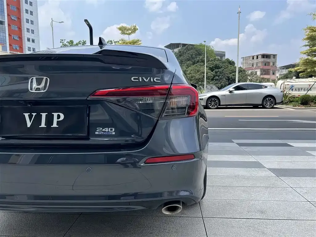 Honda Civic — фото 5