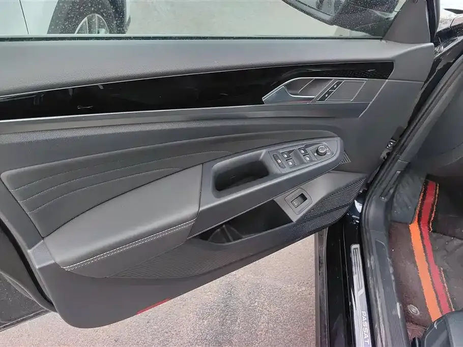 Volkswagen Passat — фото 9