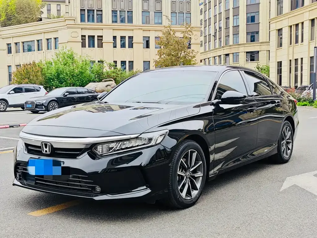 Honda Inspire — фото 1