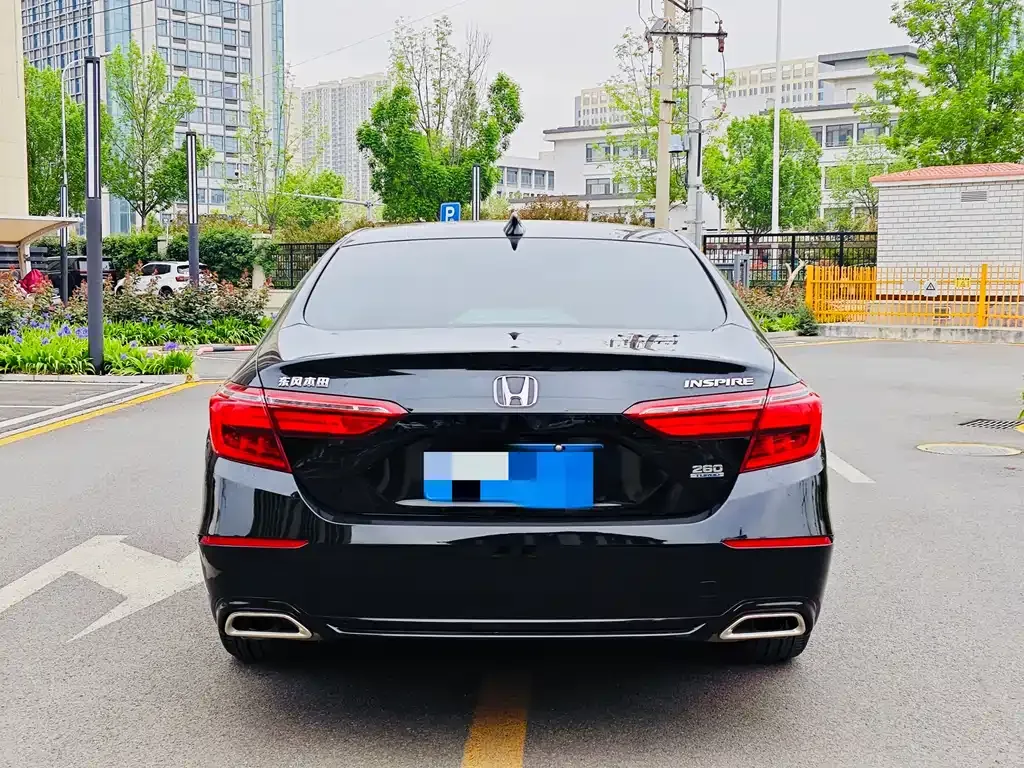 Honda Inspire — фото 6