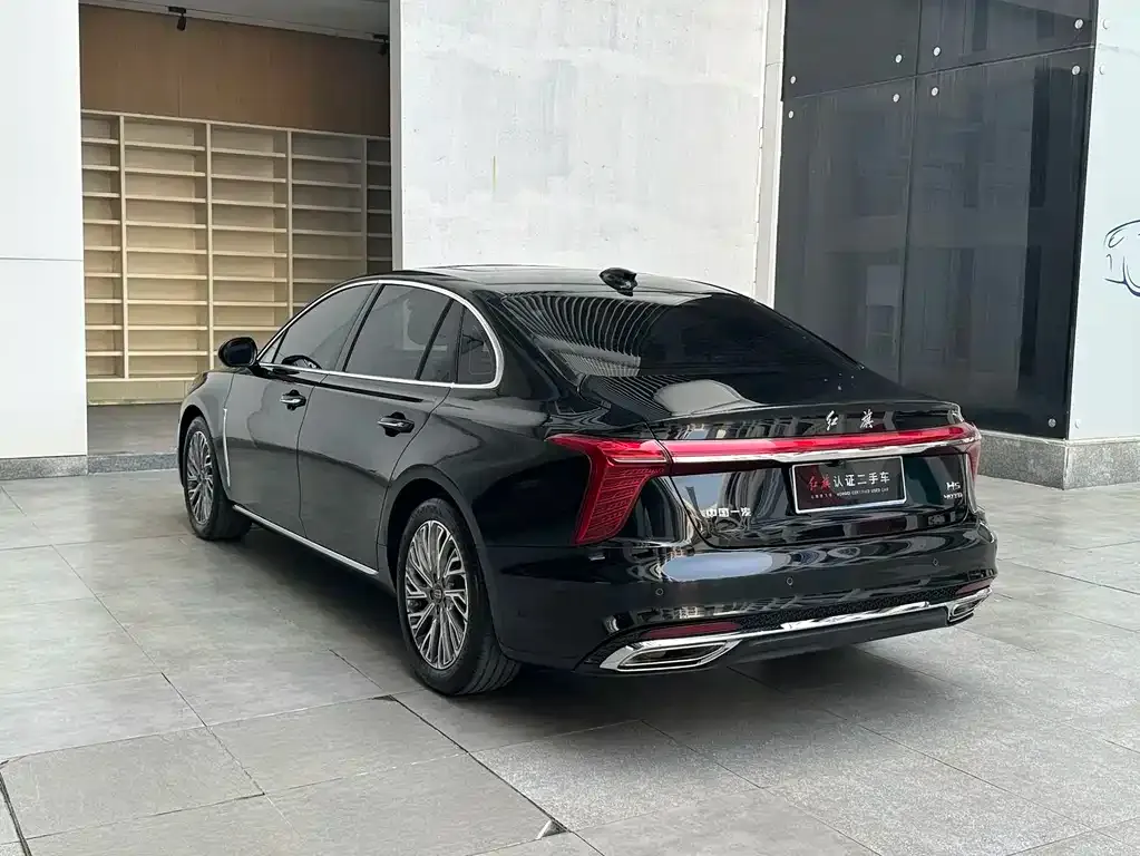 Hongqi H5 — фото 5