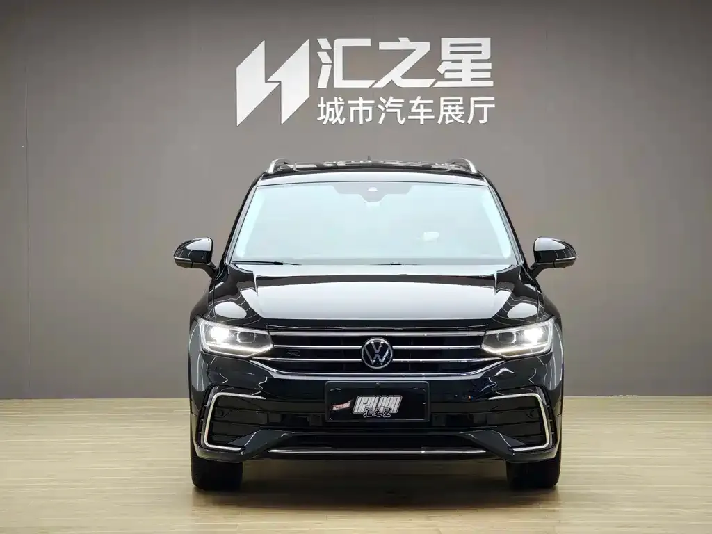 Volkswagen Tiguan L — фото 5