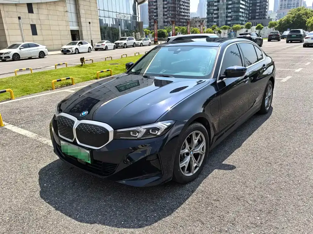 BMW i3 — фото 1